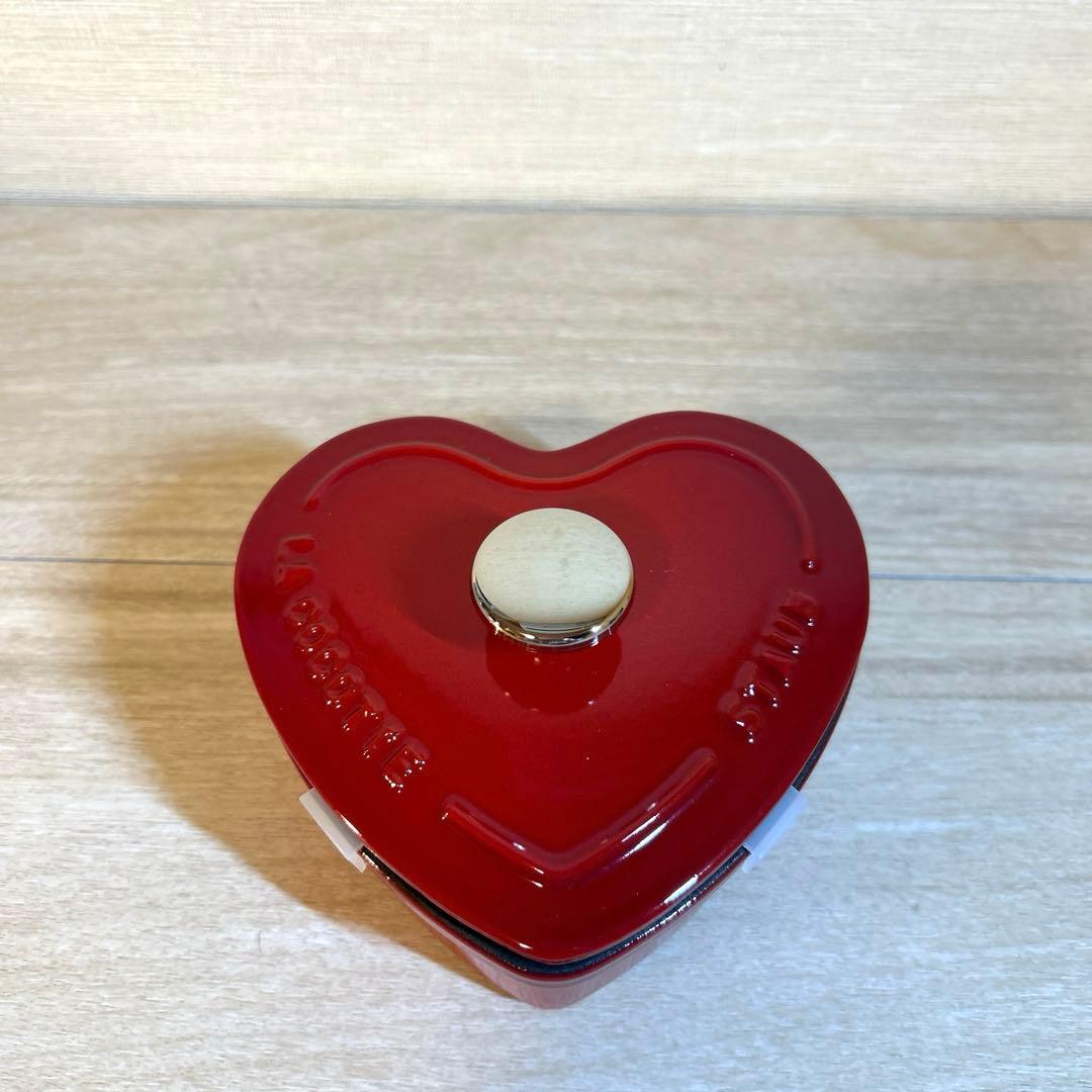 staub ストウブ　スモールハートココット　チェリー　12cm 鍋