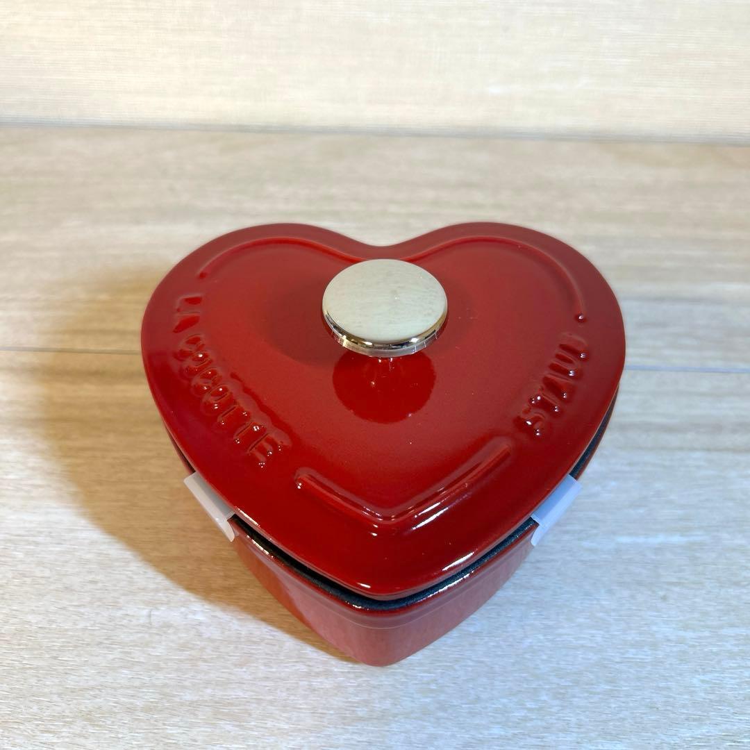 staub ストウブ　スモールハートココット　チェリー　12cm 鍋