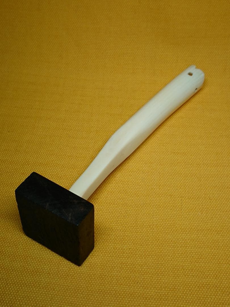 【美品】一輪挿し　花器　牙材　骨董　置物　インテリア　工芸品　美術品　A2623