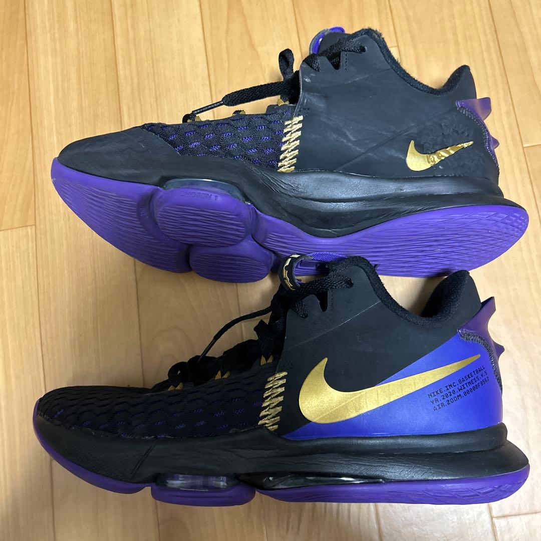 ナイキ レブロンウィットネス 5 (Nike LeBron Witness 5)
