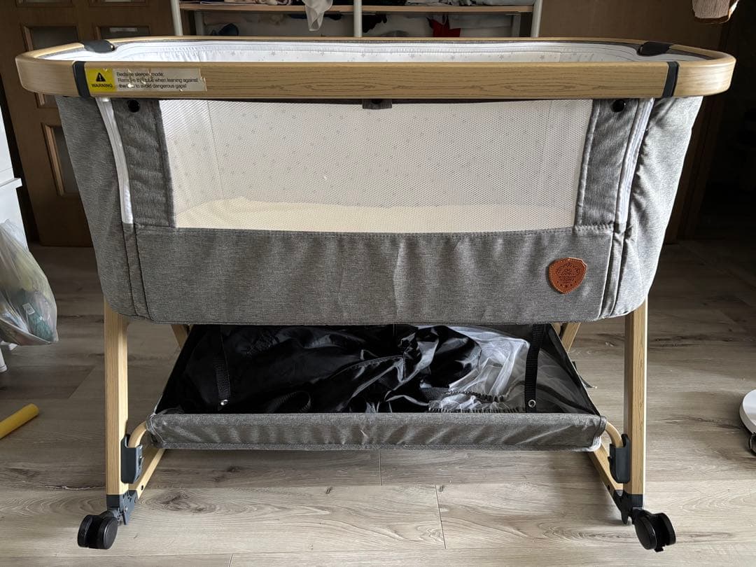 Sugar Red  HZDMJ ベビーベッド ライトグレー