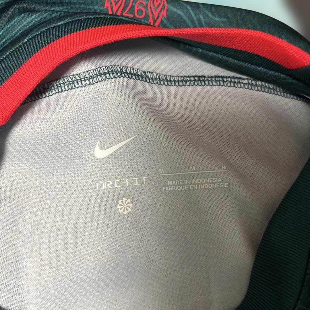 リヴァプール22/23サードユニフォーム