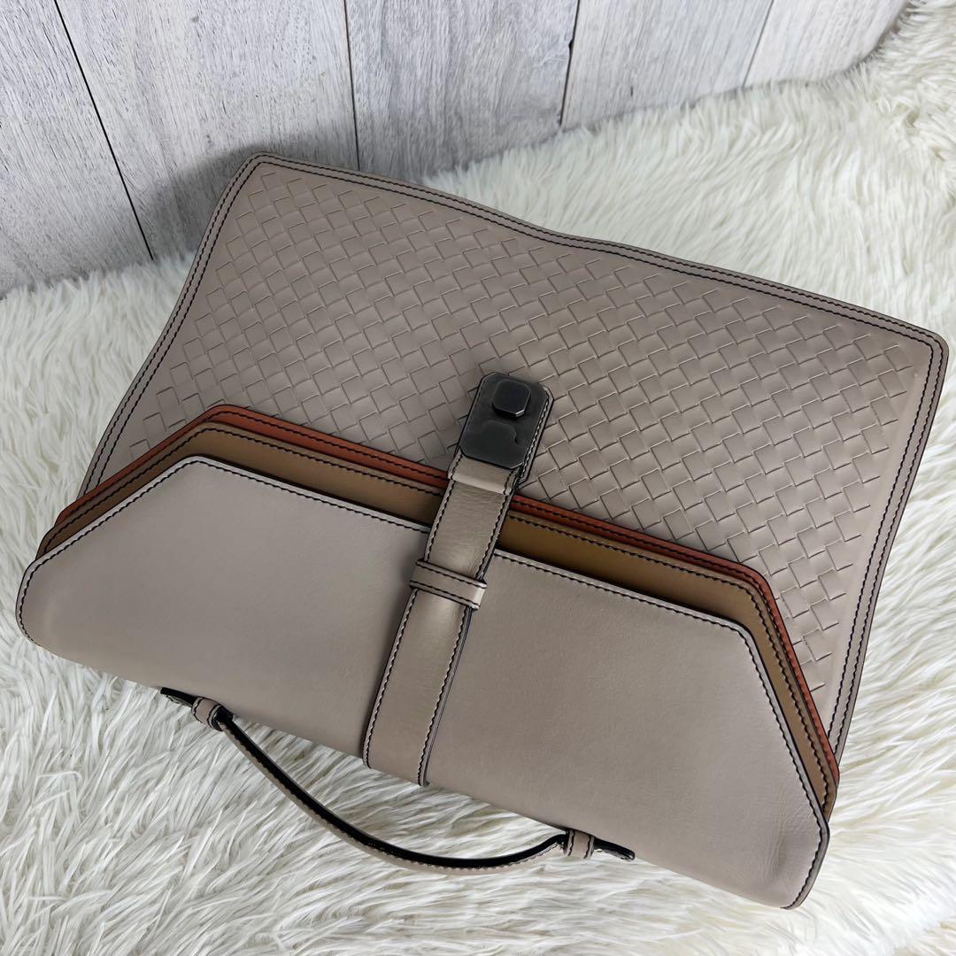 希少♡A4♡ボッテガヴェネタ イントレチャート フラップ レザー ビジネスバッグ