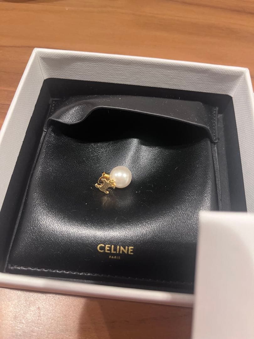 【ヵさん専用】CELINEピアス