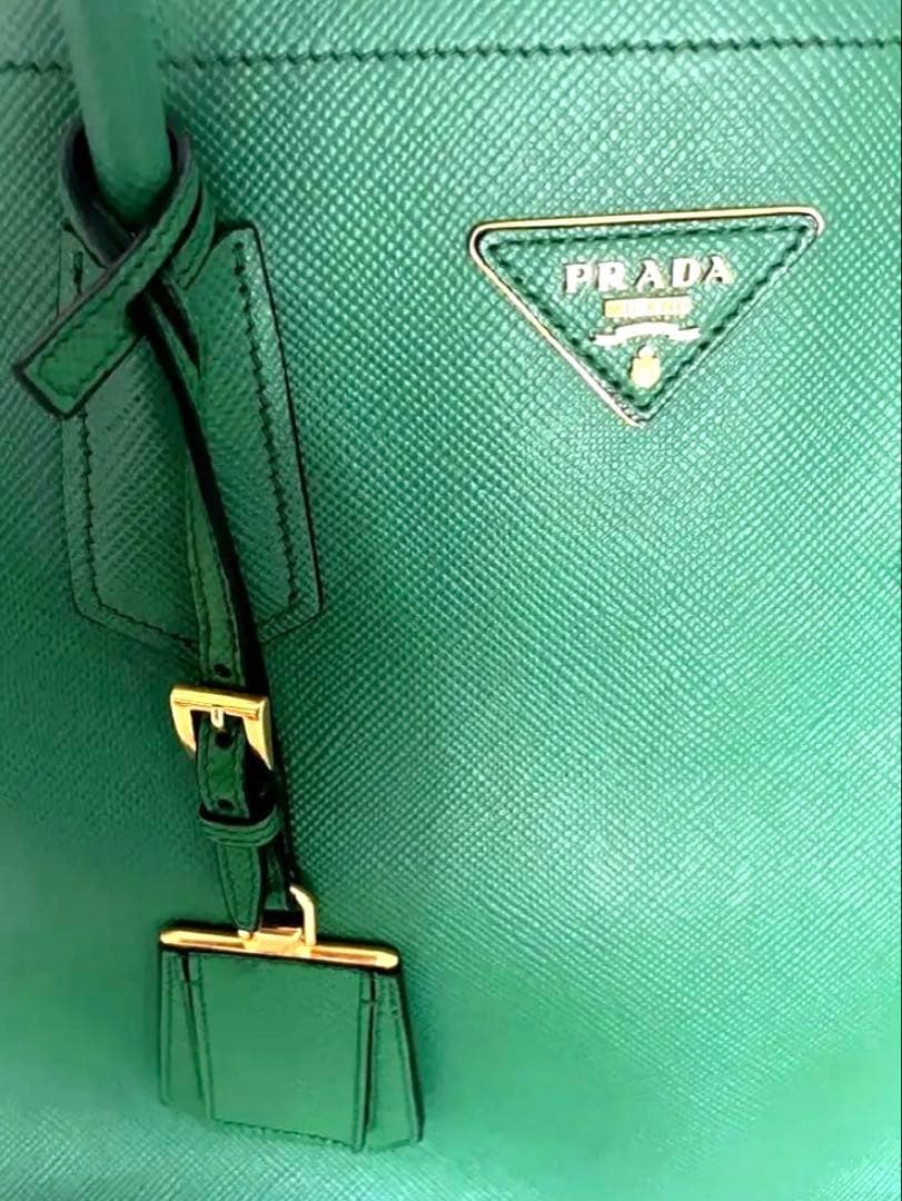 【PRADA】プラダ サフィアーノレザー トートバッグ グリーン