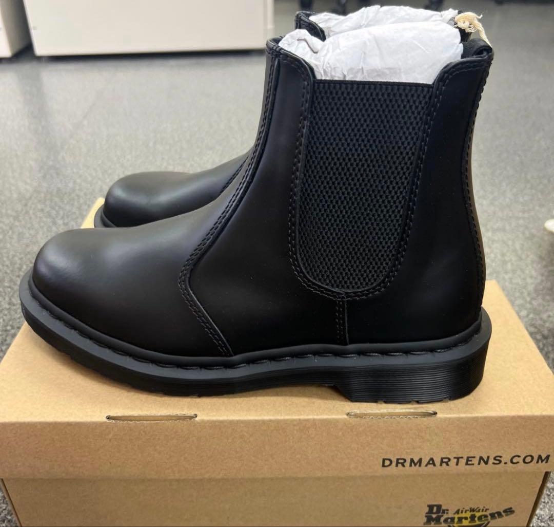 Dr. Martens 2976 MONO チェルシー ブーツ