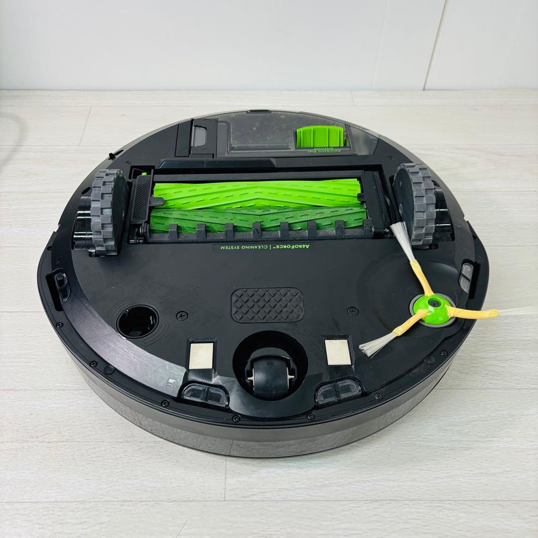 ルンバアイロボット　ルンバi3+ クリーンベースセット