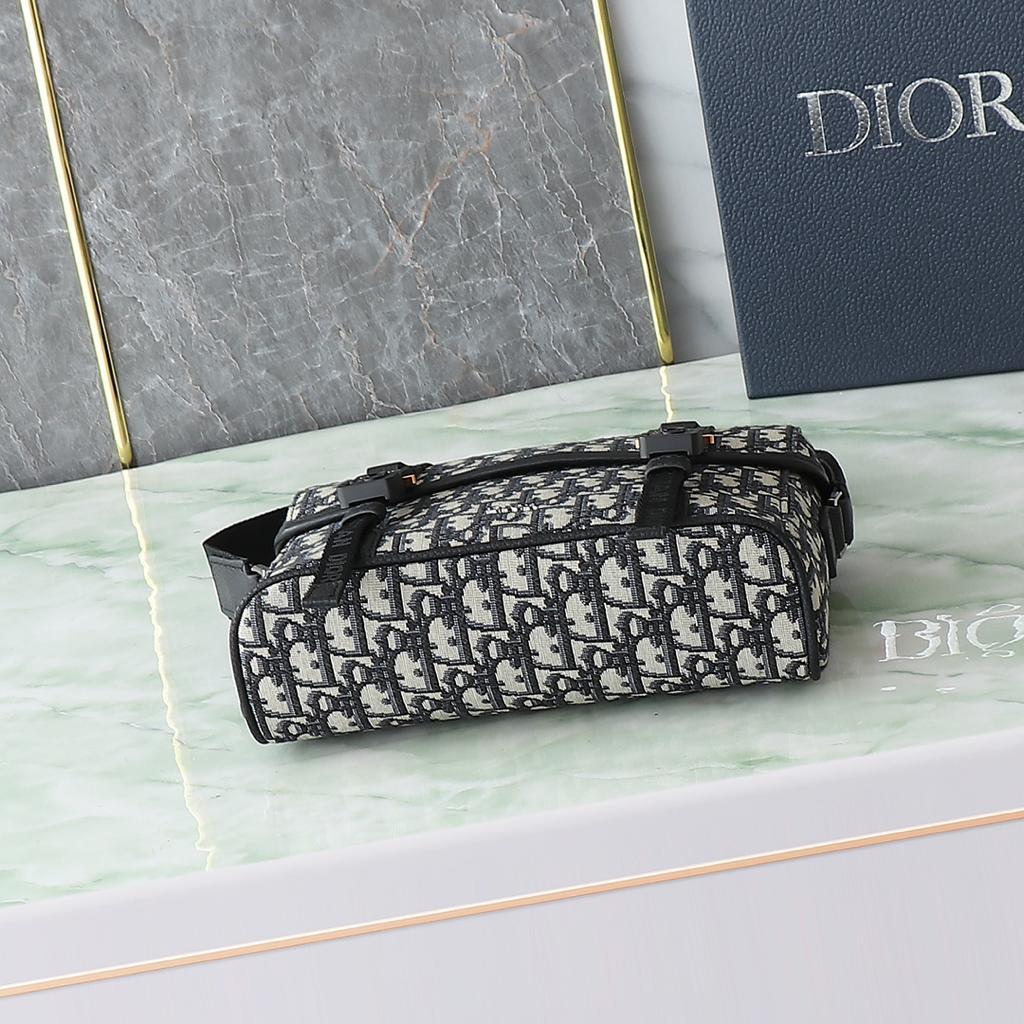 メッセンジャーバッグ ブラック/ホワイト