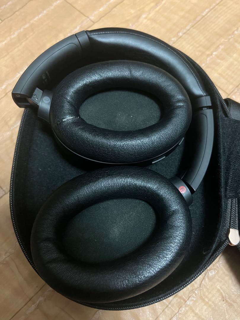 ヘッドホン SONY WH1000-XM4