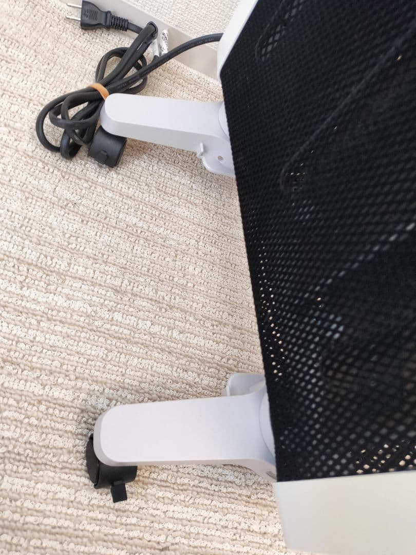 シロカ 遠赤軽量ヒーター かるポカ CST-M331W ホワイト 2022年製