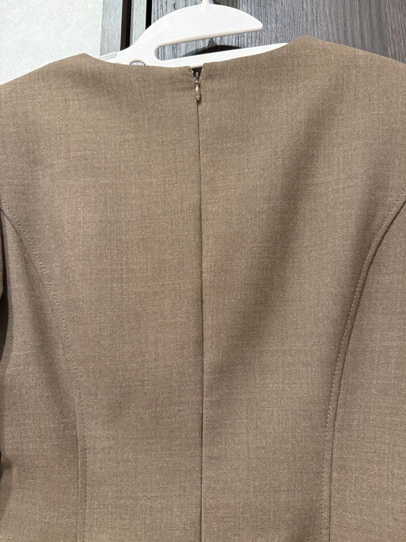 【完売品❣️】【新品・未使用】アニュアンス　ボクシーミニワンピース　ブラウン