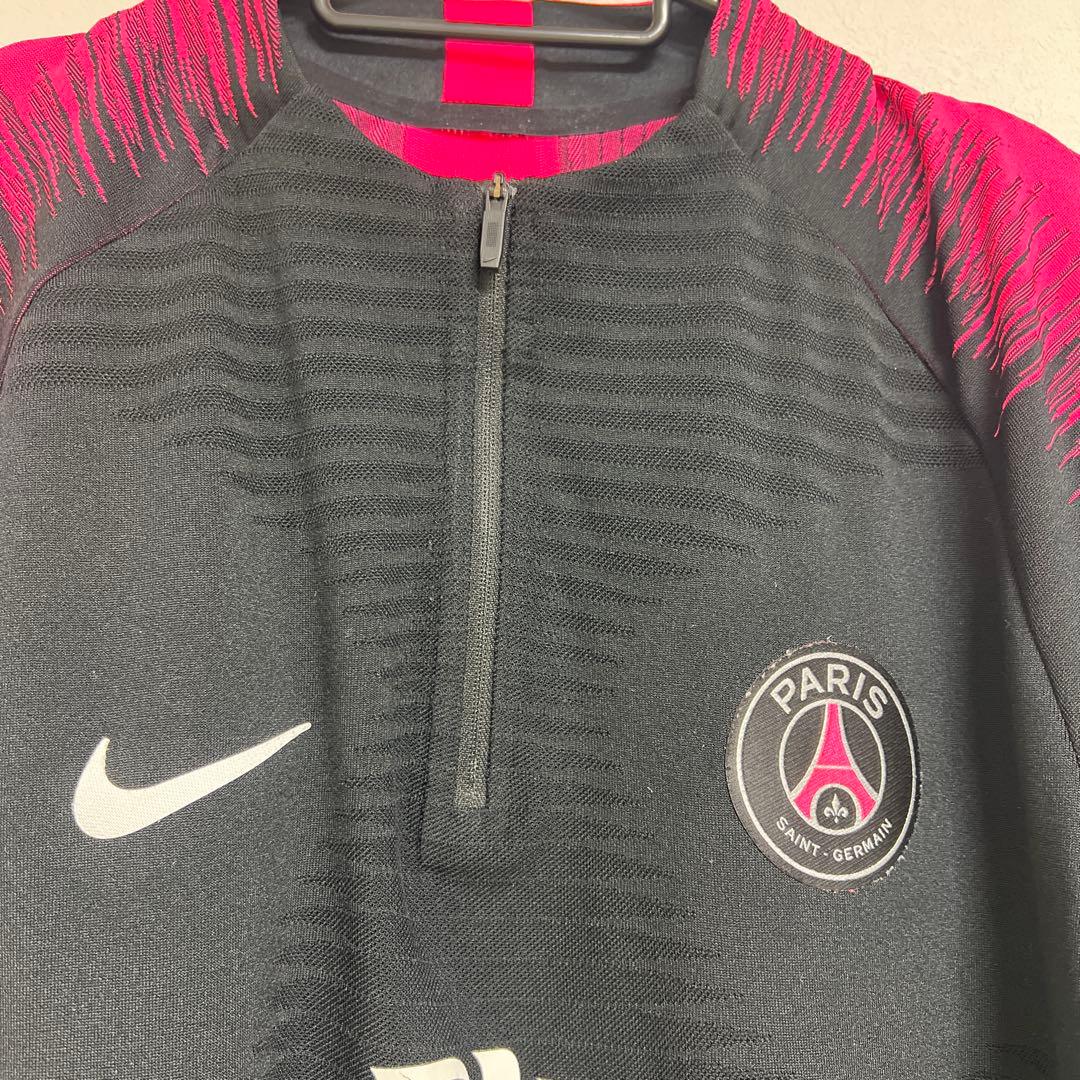 ま*ん様 nike PSG パリサンジェルマン　ヴェイパーニット セットアップ