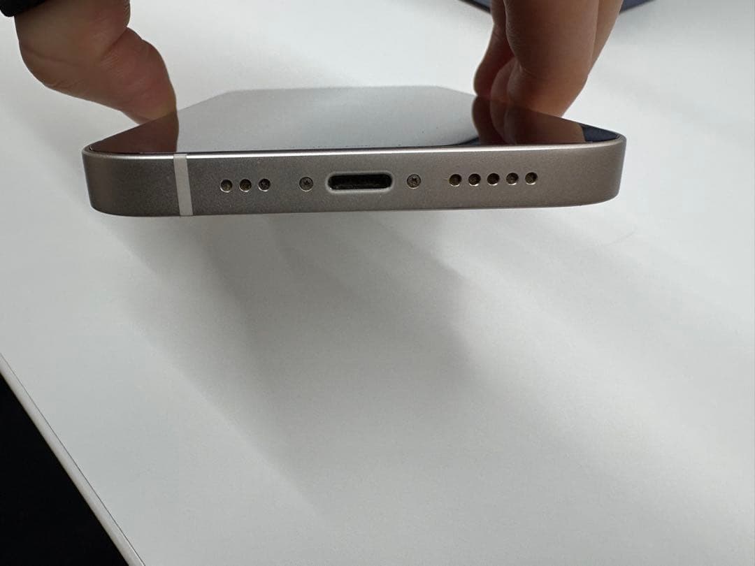 iPhone 13（128GB／スターライト）