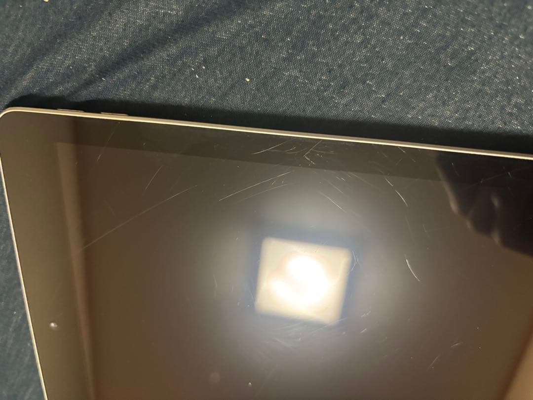 Apple iPad 第6世代 Wi-Fiモデル／32GB