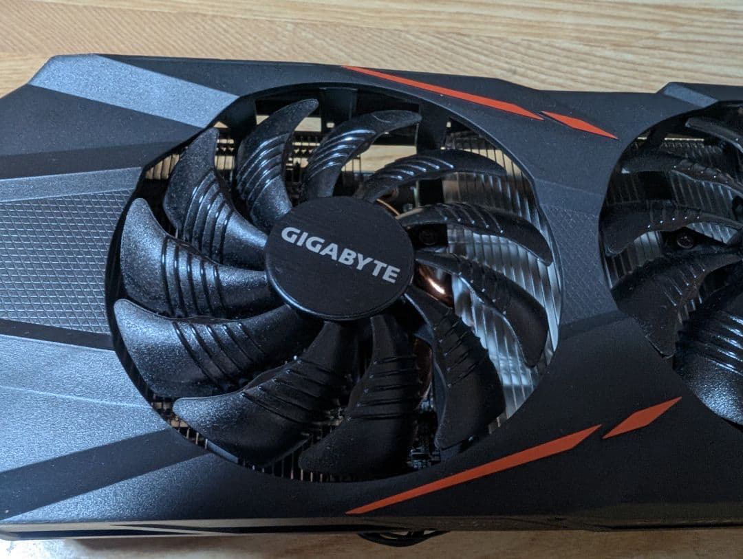 GIGABYTE GTX 1060 6GB グラフィックボード　RGB