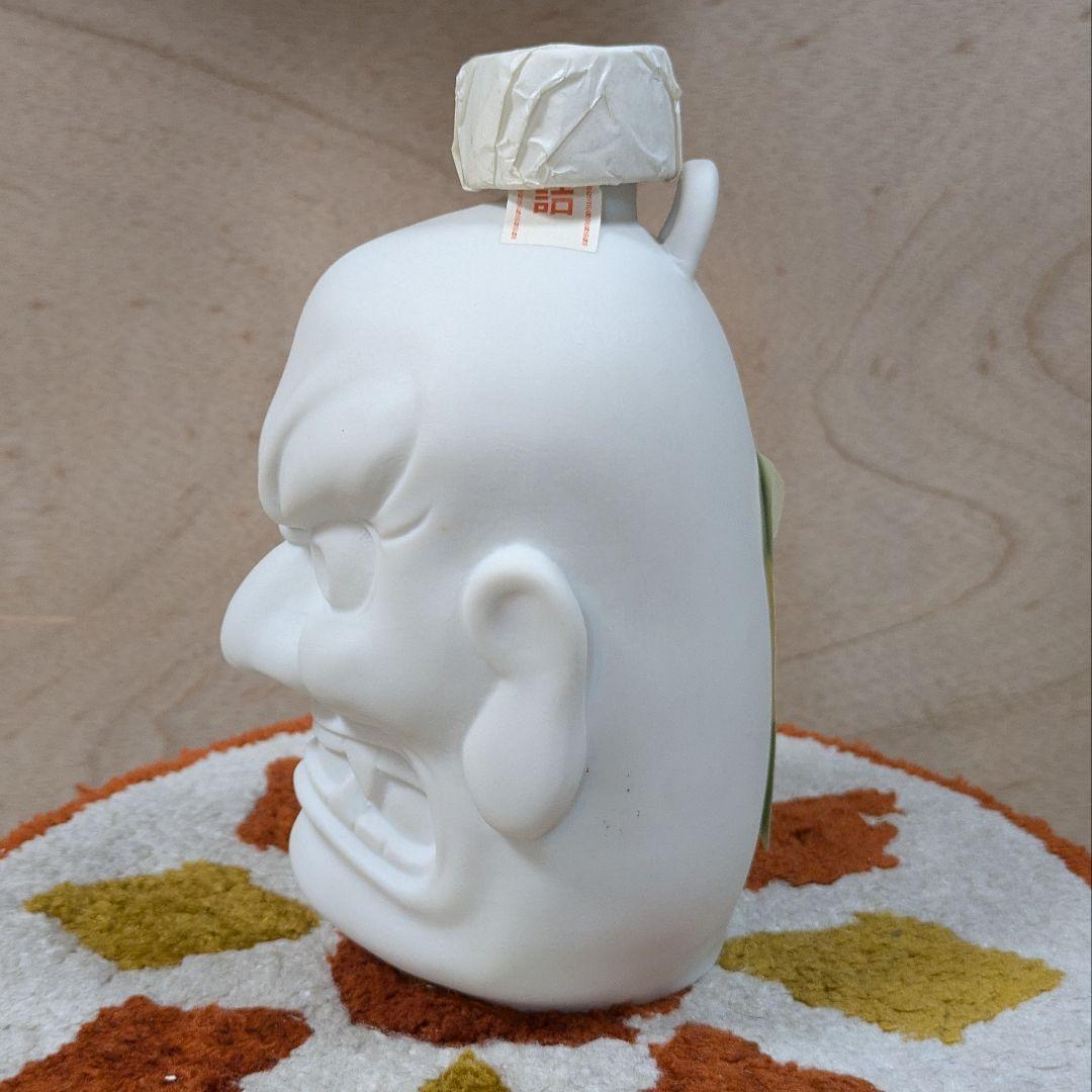 【未開封／希少モデル】天照 そば焼酎 鬼面デザイン 陶器720ml 神楽酒造