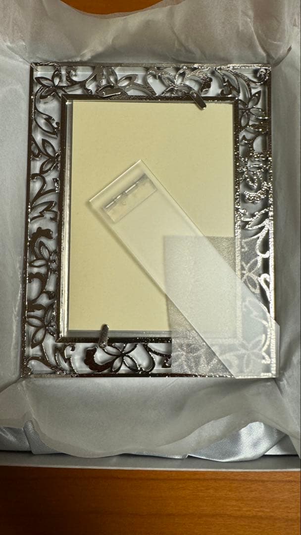 WAKO 花柄メタルフォトフレーム