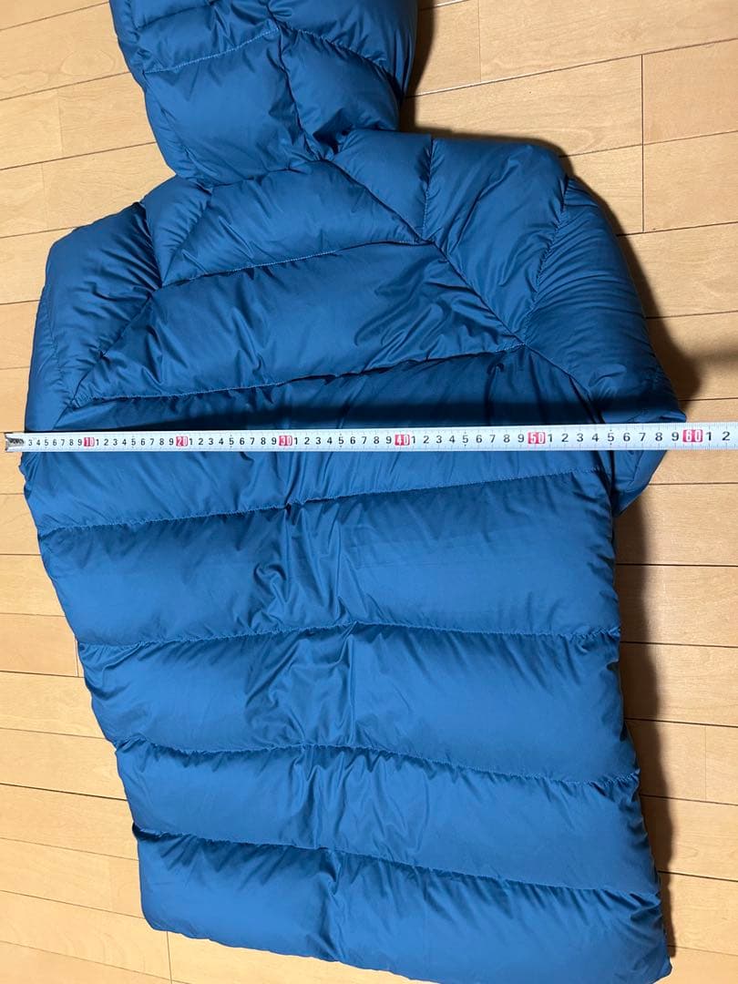 patagonia Men's Silent Down Parka 青