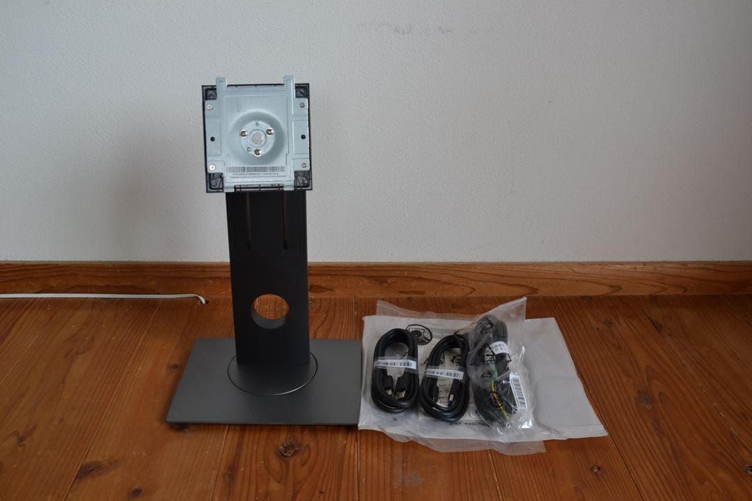 DELL P2418D 23.8インチ WQHDモニター スリムベゼル