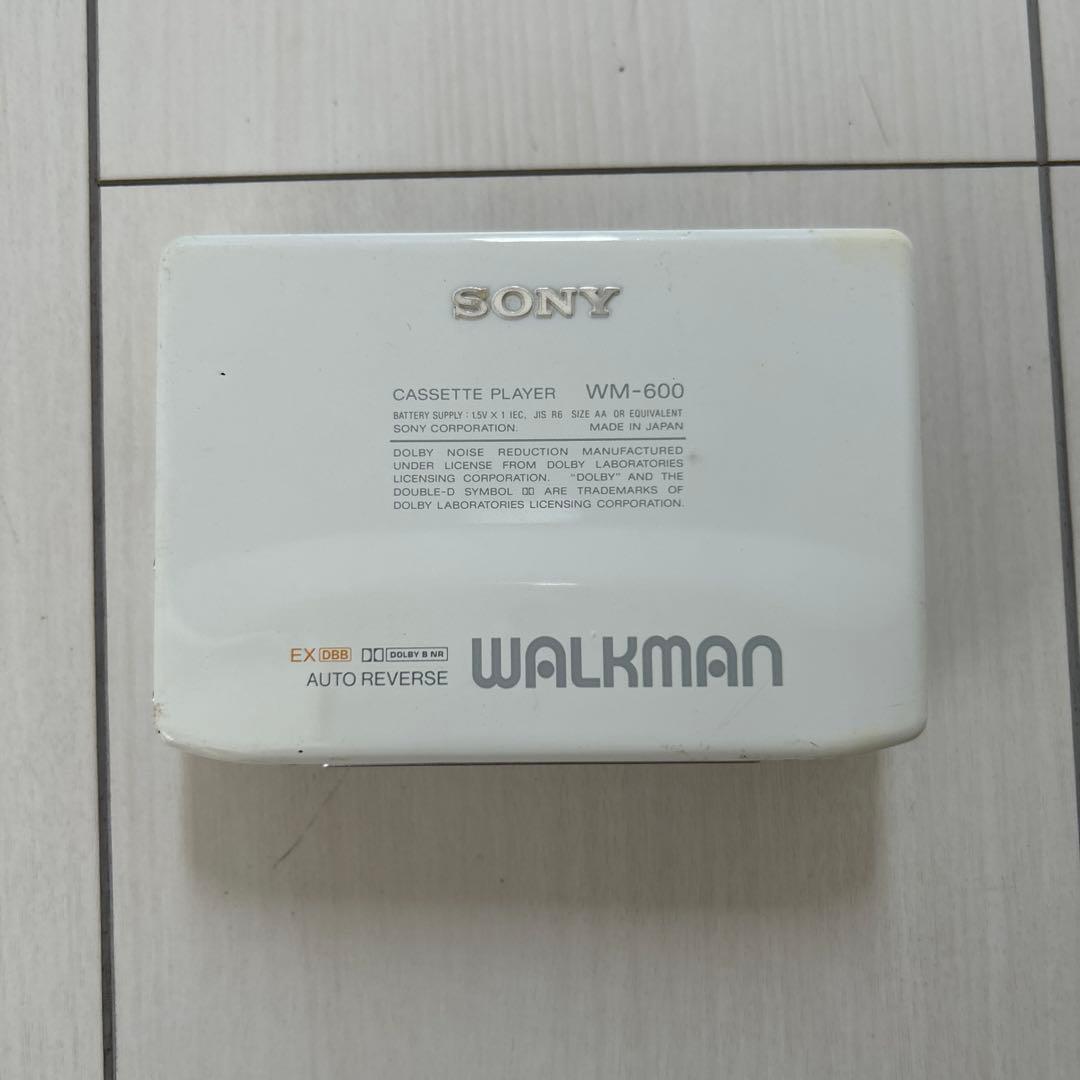 ✨激レア✨SONY wm-600 ソニー　ウォークマン　ホワイト