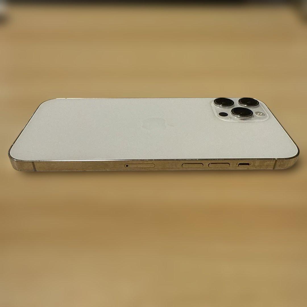 Apple iPhone 12Promax 256GB ネットワーク制限無し