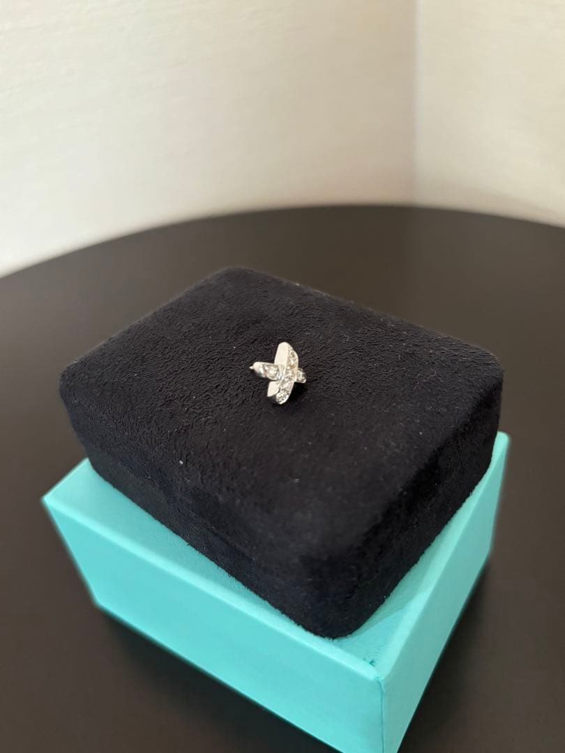 ティファニー　ダイヤピアス片耳