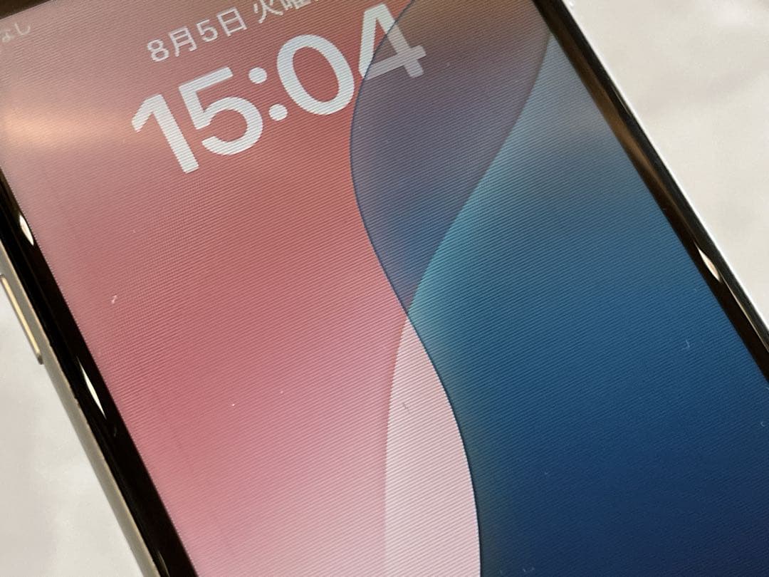 Apple iPhone SE 初期化済み MX9T2J/A 64GB