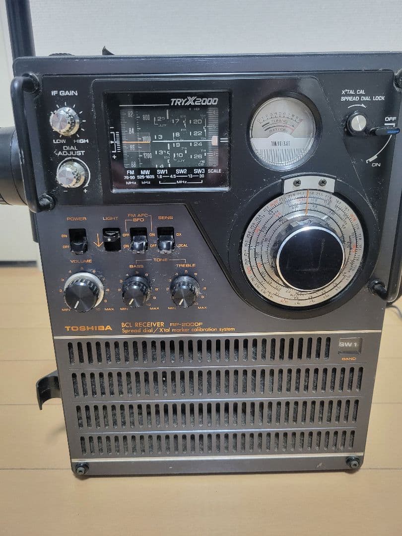 TOSHIBA TRX2000 受信機　 ※電池カバー無し