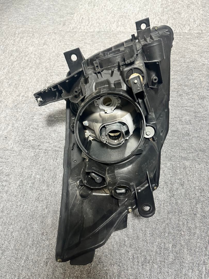 z33 ヘッドライト 球無し