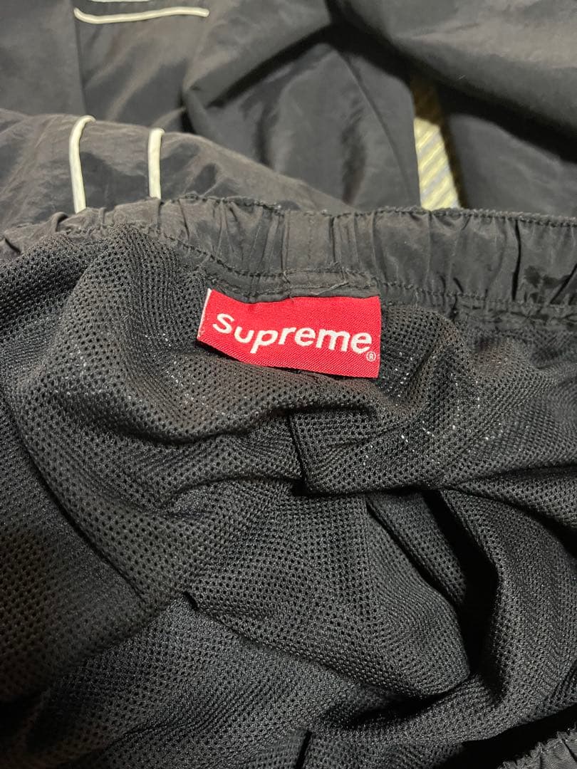 Supreme トラックナイロン ブラックパンツ