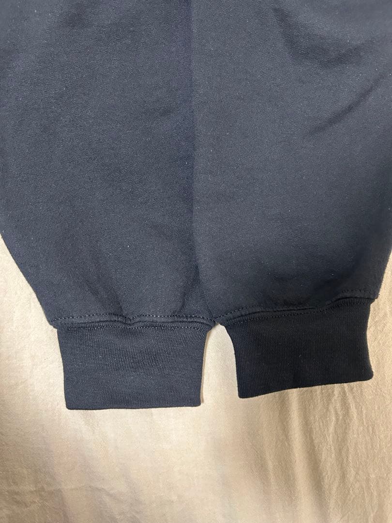 し*ん様 Creek ロゴ BLACK CREW NECK クルーネック トレー