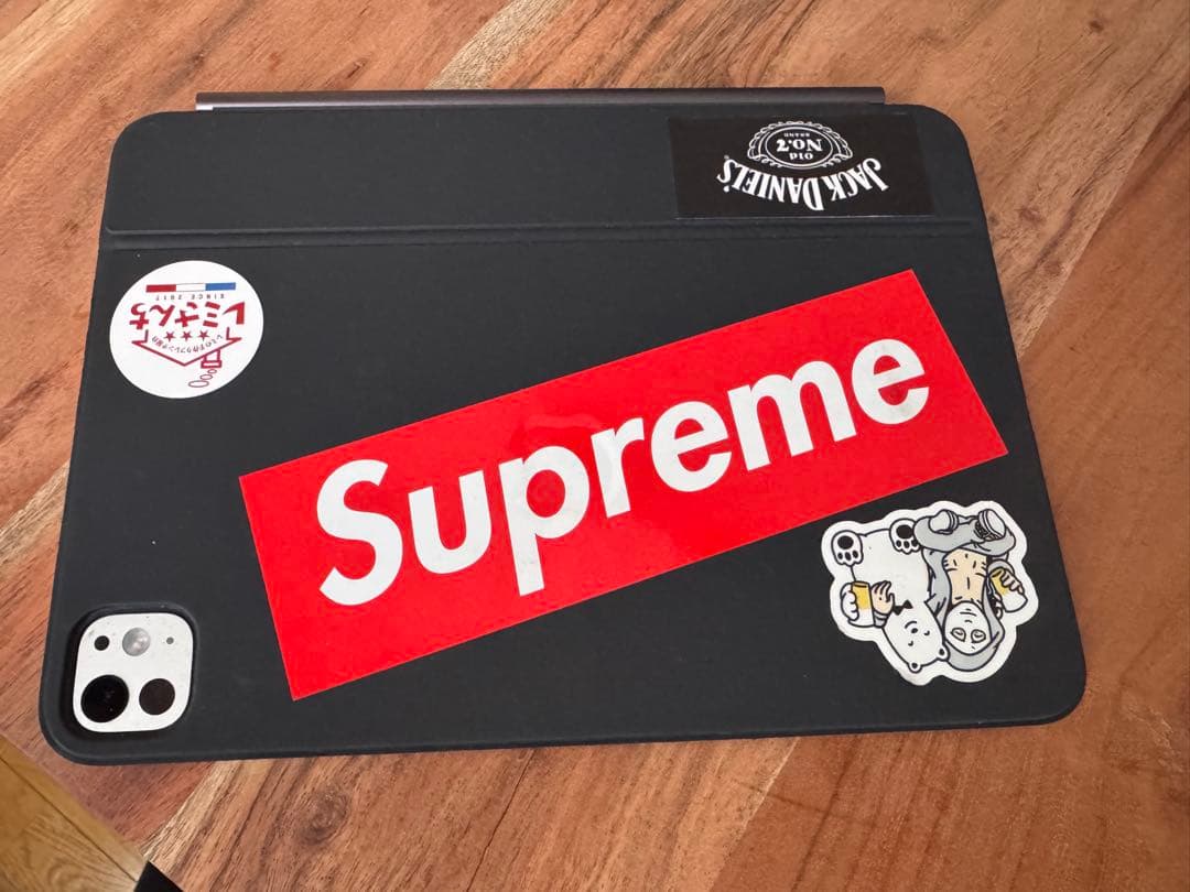 ※週末期限！iPad pro M4本体＋キーボード2点セット！（Apple純正）