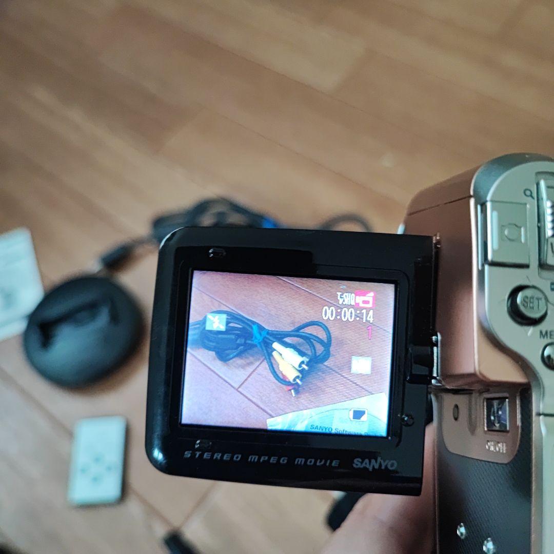 SANYO Xacti DMX-C5 コンパクト デジタルビデオカメラ ピンク