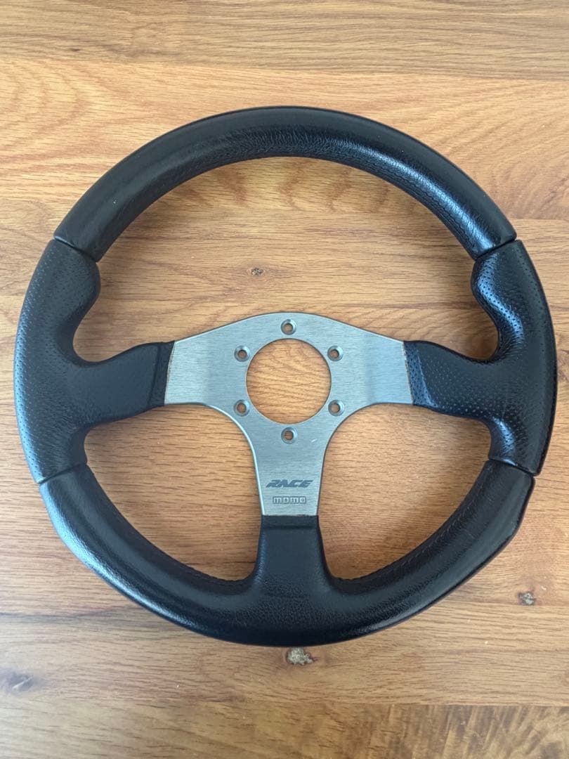Toshi様用 MOMO RACE ステアリング 直径32cm おまけ付き