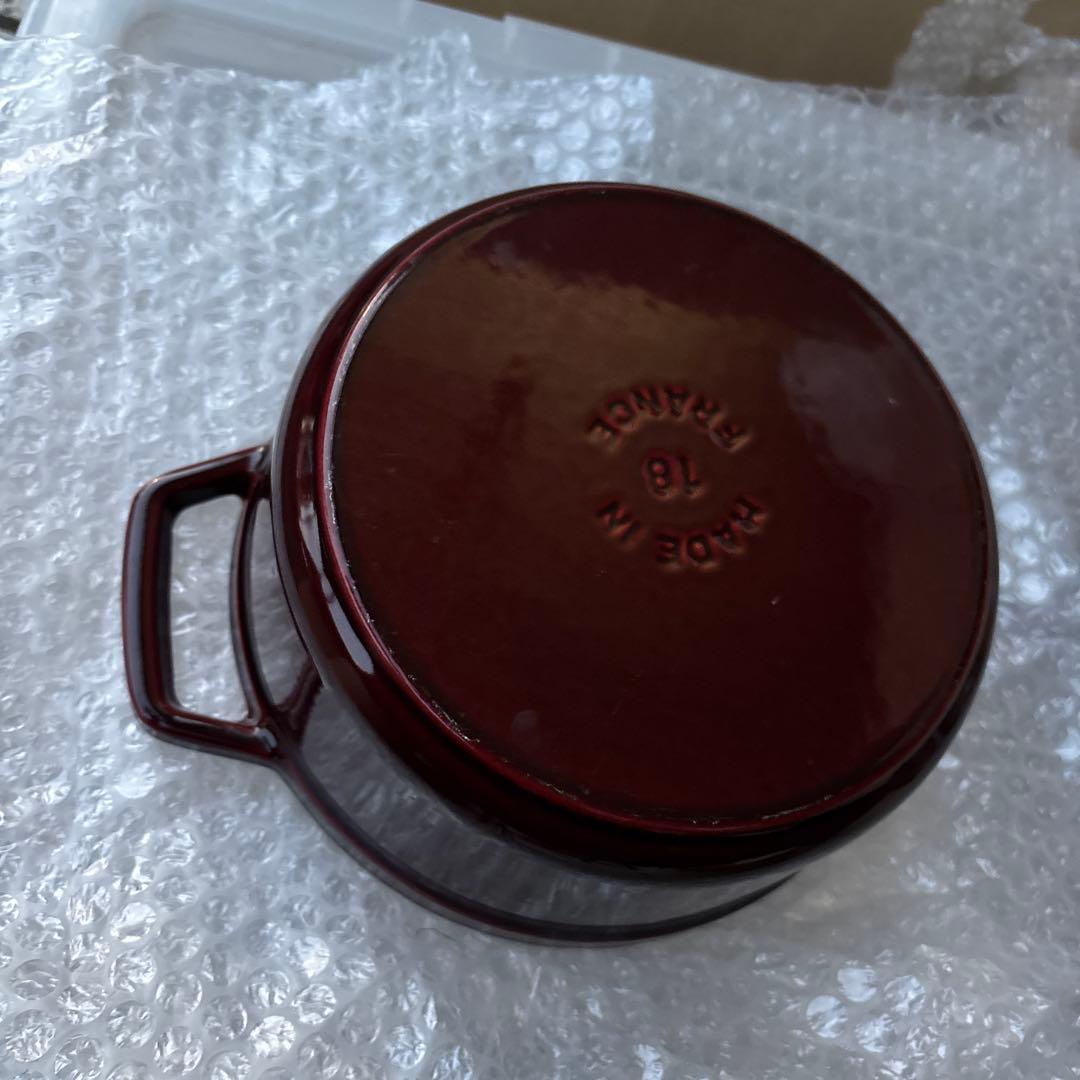 STAUB ストウブ　鍋　ココット　ラウンド　フランス製
