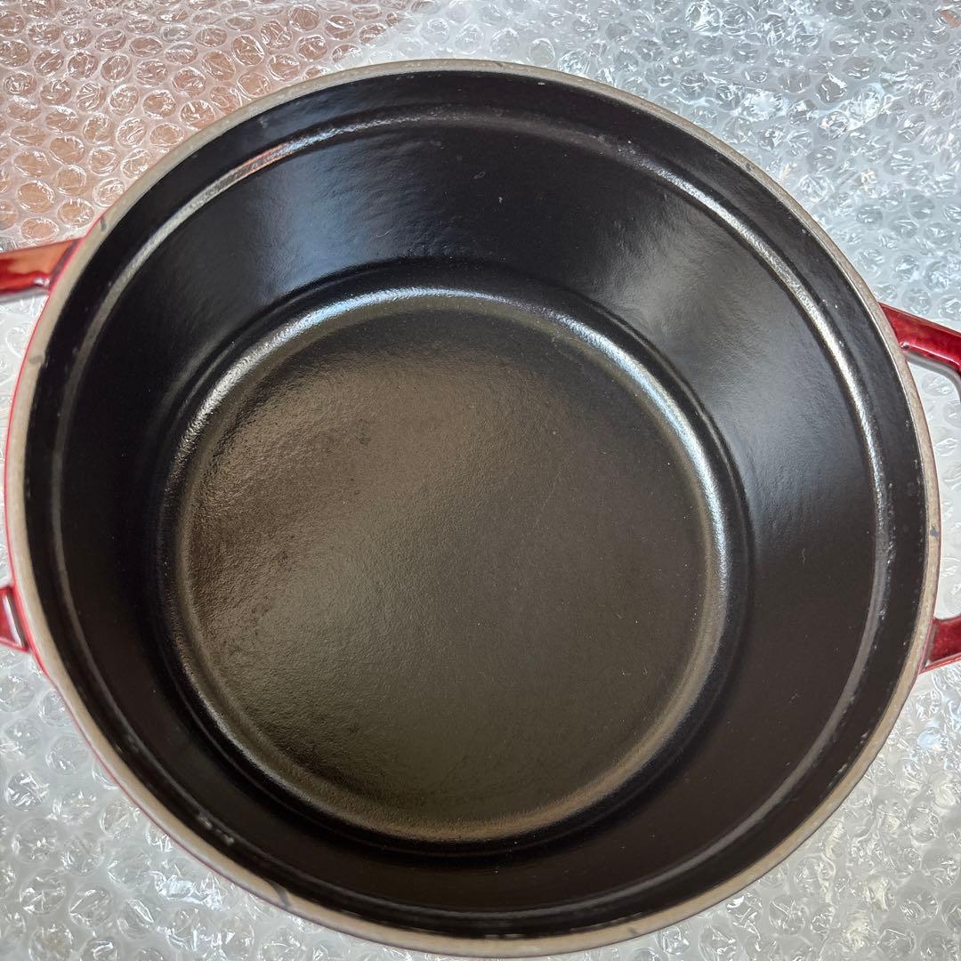 STAUB ストウブ　鍋　ココット　ラウンド　フランス製