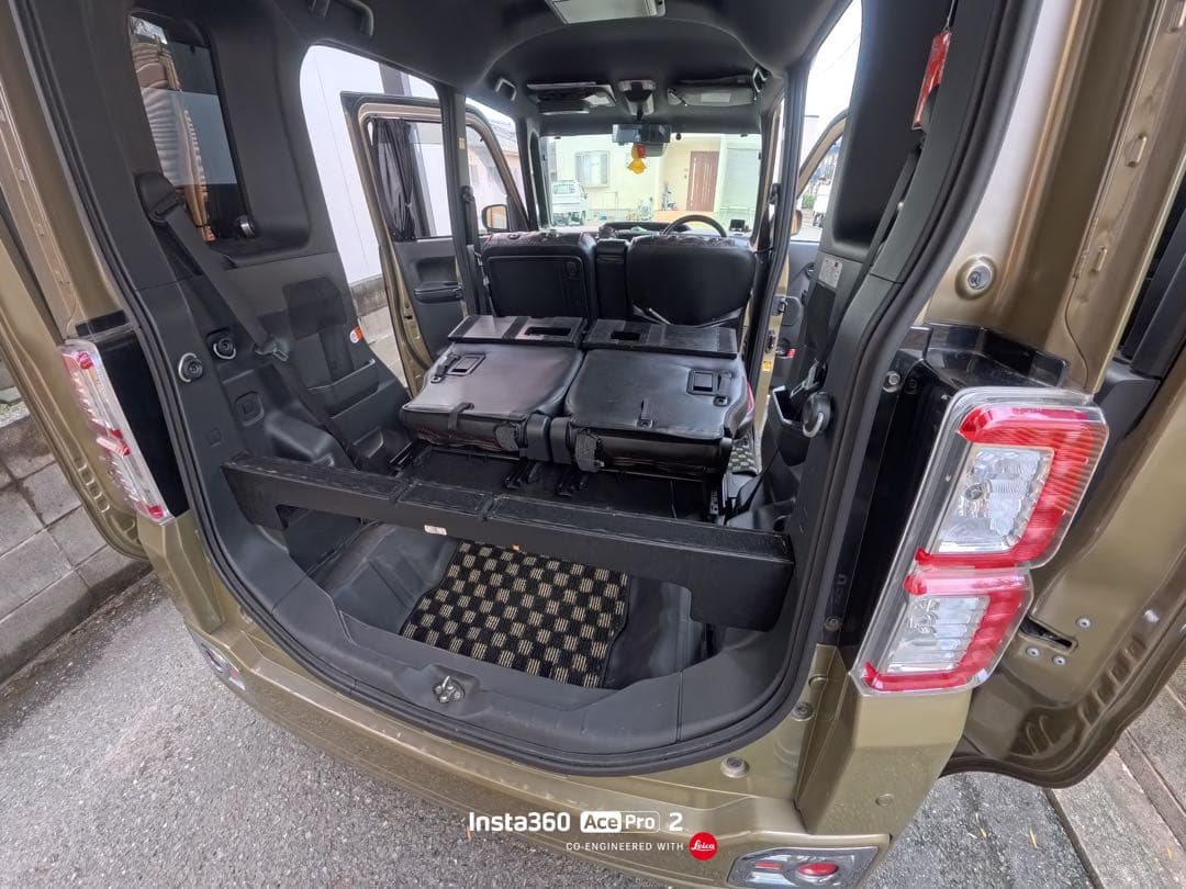 ウェイク　車中泊　早いもの勝ち