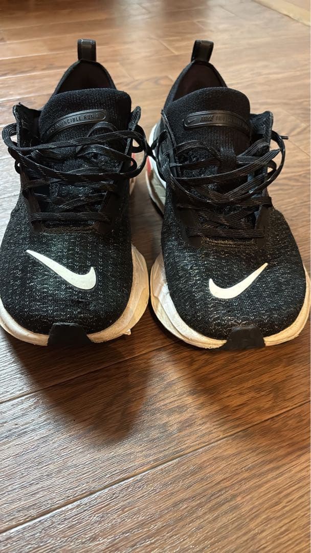 ナイキ インヴィンシブル 3 ランニングシューズ ブラック　26.5cm