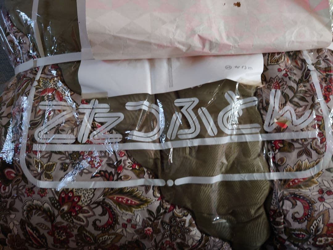 山甚物産　厚手こたつ掛け布団　220☓220 表裏地綿　新品未使用　キルティング