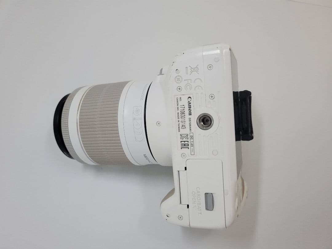 Canon Kiss X7 EF-S18-55mm IS STM レンズキット