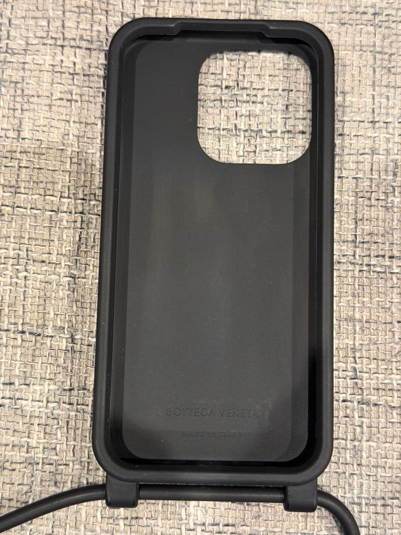 BOTTEGA VENETA iPhone15proケース ショルダー付き