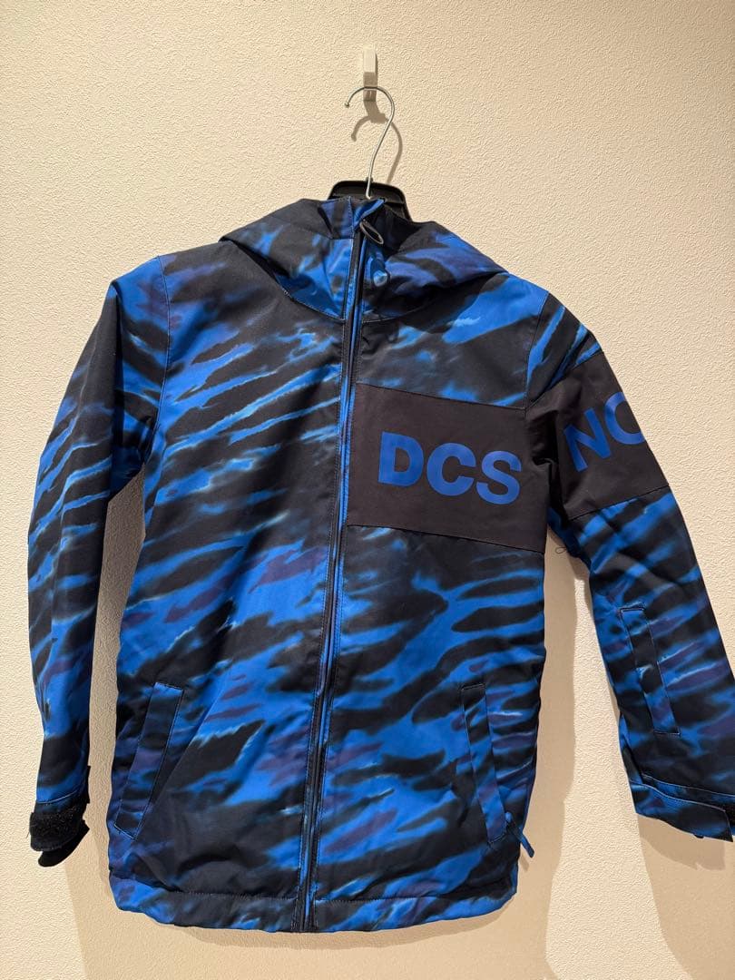 スノーボードウェア DC 青と黄色迷彩　140cm