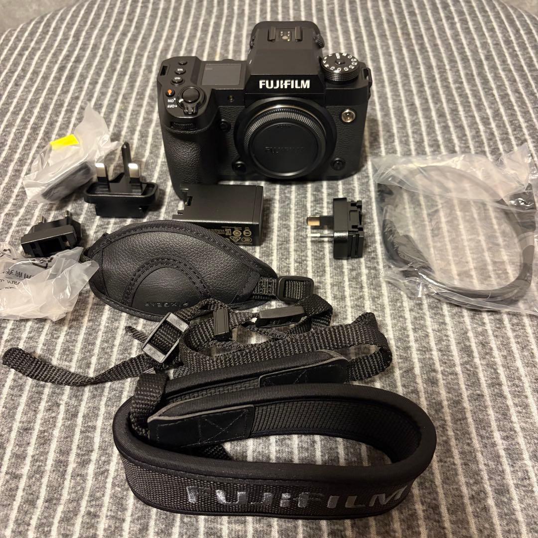 FUJIFILM X-H2 ミラーレスカメラ　ボディ　ブラック　作例あり