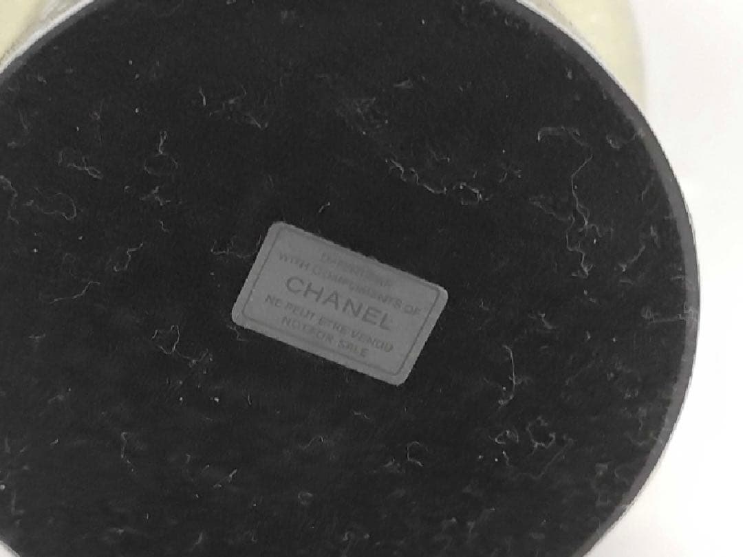希少　CHANEL スノードーム　大