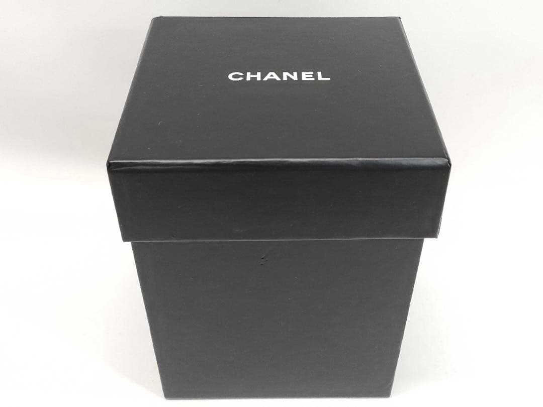 希少　CHANEL スノードーム　大