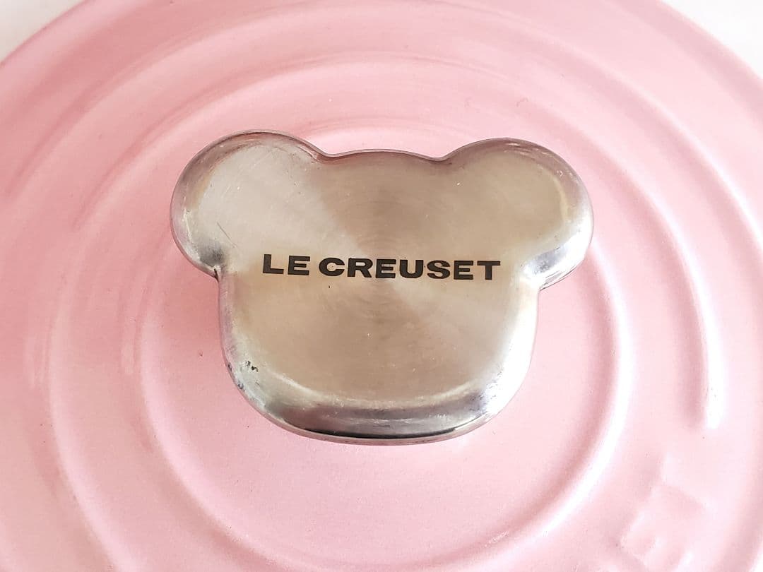 【美品】ル・クルーゼ　ココット・ロンド 　ベアーツマミ&耐熱ツマミ