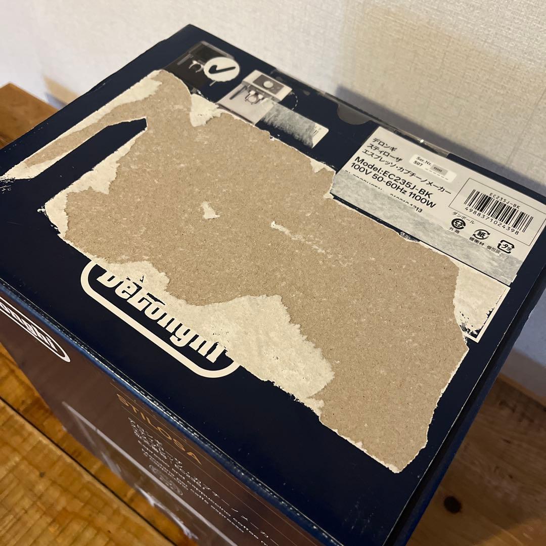 デロンギ　スティローザ　エスプレッソ・カプチーノメーカー　EC235J-BK