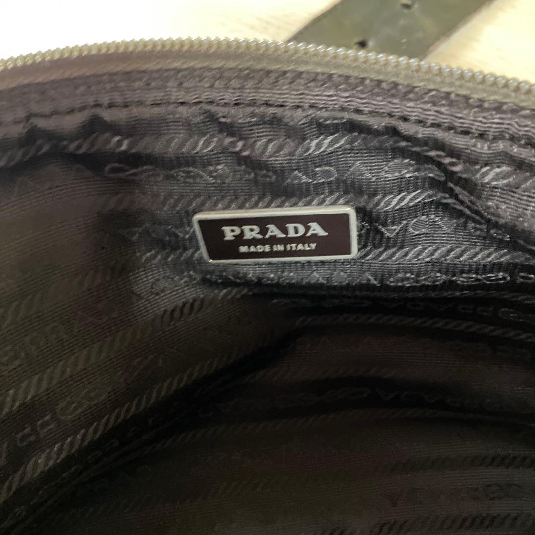 PRADA グリーン ウエストポーチ
