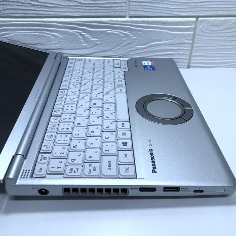 美品》＊MS Offic2024認証/1024GB /レッツノートCF-SV1