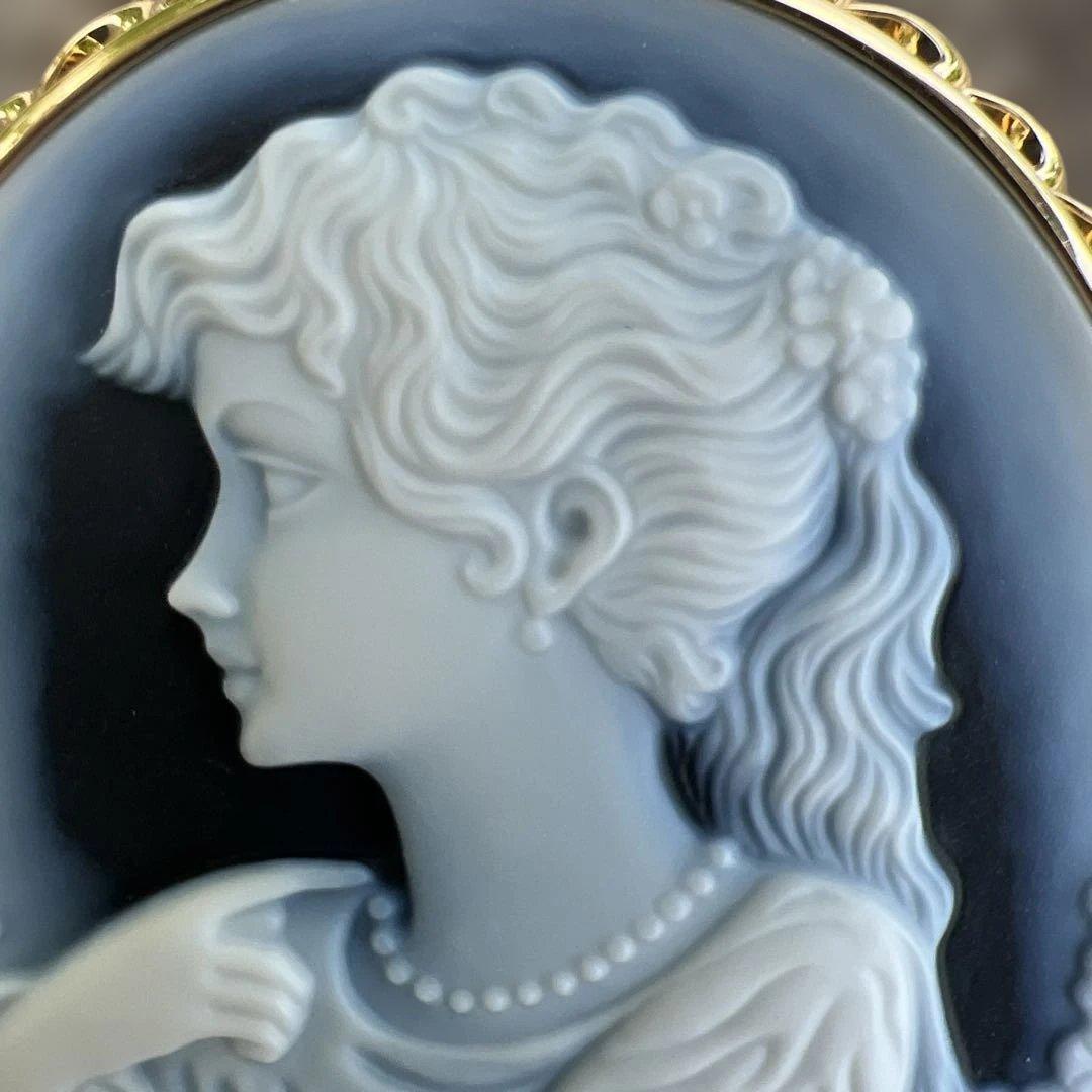 明日迄！　ストーンカメオ　K18　ブローチ　ペンダントトップ　美少女　2ways